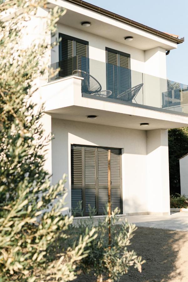 Apartmani Toma Pakoštane Exteriör bild
